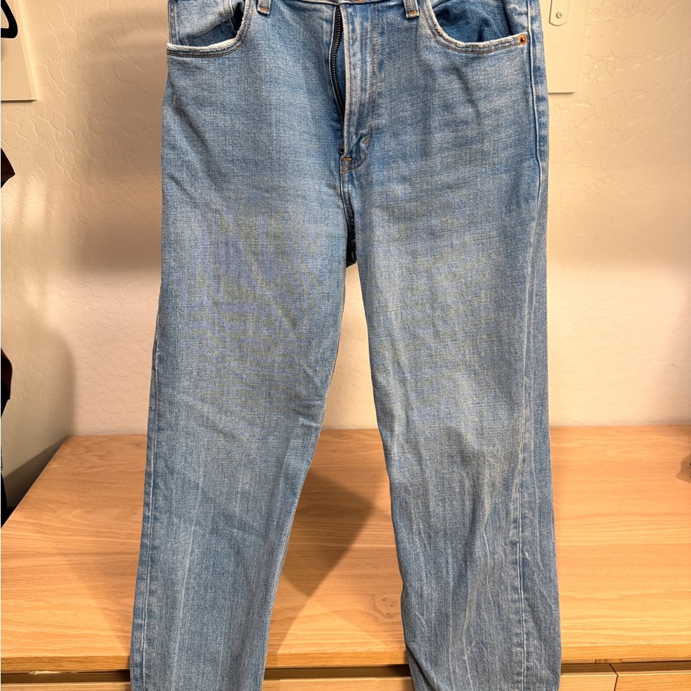 Abercrombie & Fitch High Rise Mom Jeans